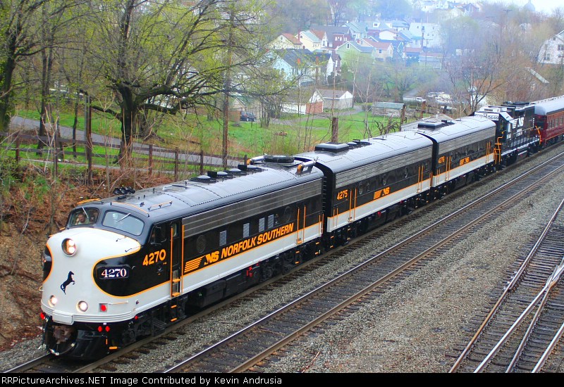 NS 955 "Kentucky Derby" Special